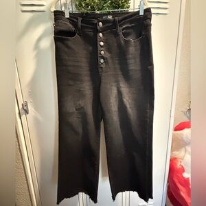 Judy Blue Wide Leg Cropped Sz 11/30 Button Fly High Rise Black Super Stretchy